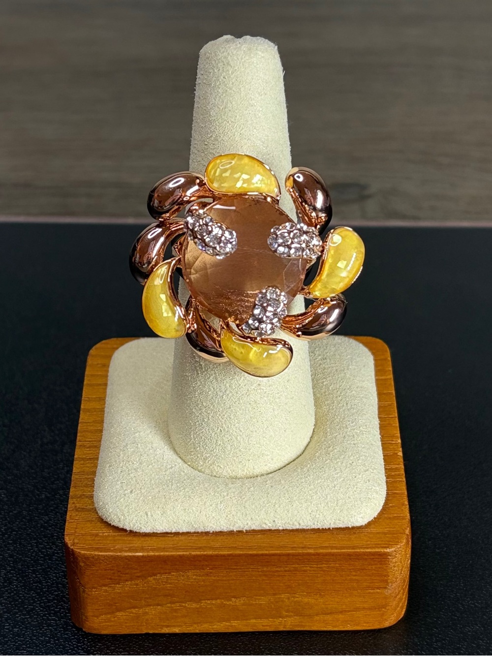 Camille Lucie Yellow Shell and Rose Gold Floral Cocktail Ring